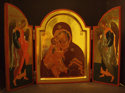 3-delt ikon med motiv: ”Den ømme Guds mor”. Ikonograf: Sergiy Kostov, Ukraina. Foto: Grete Huus