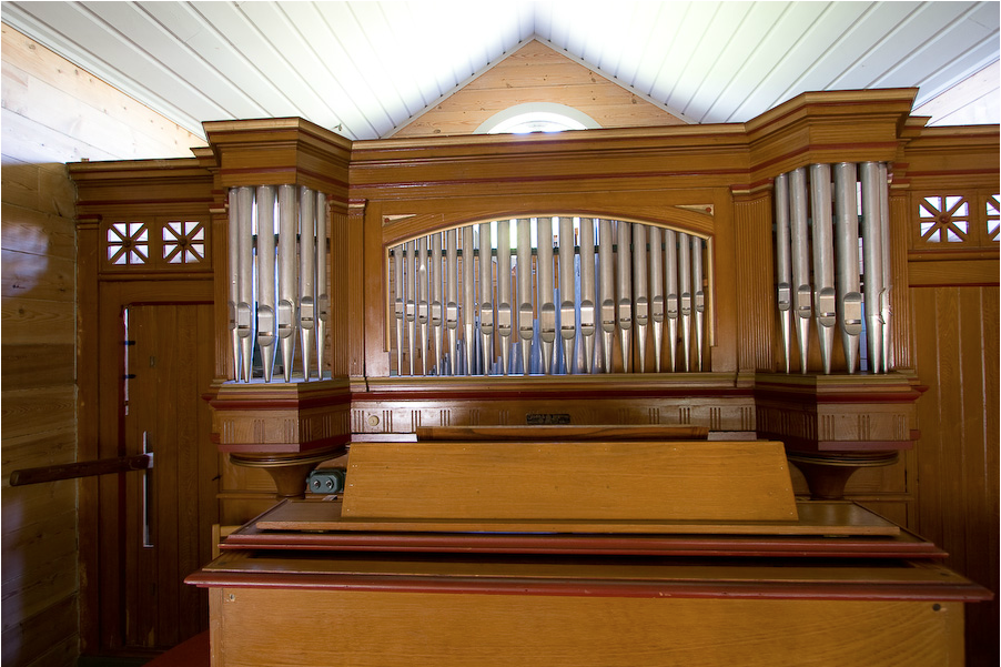 Bilde orgel Tjugum kyrkje